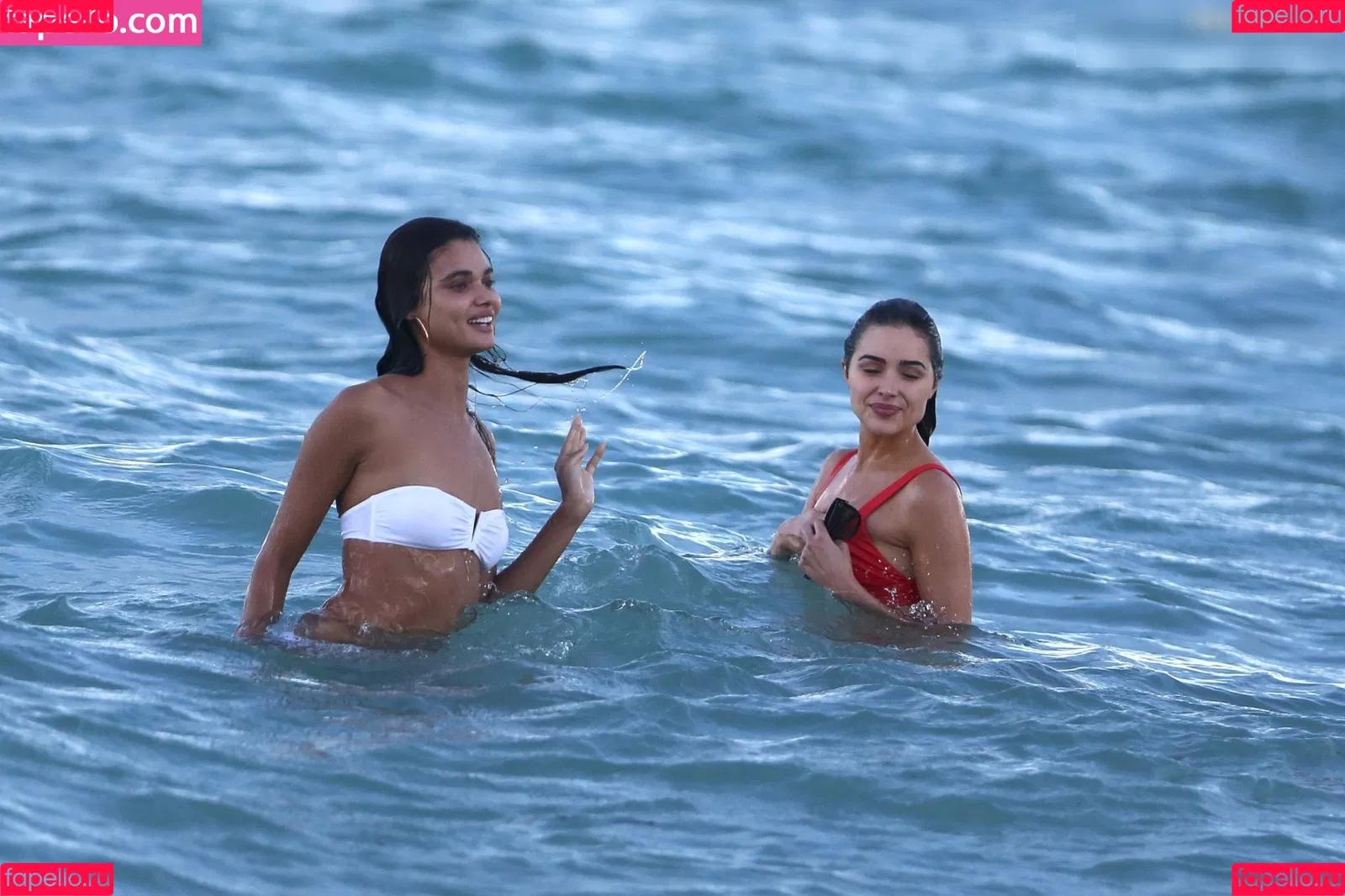 Shanina Shaik Onlyfans Photo Gallery 
