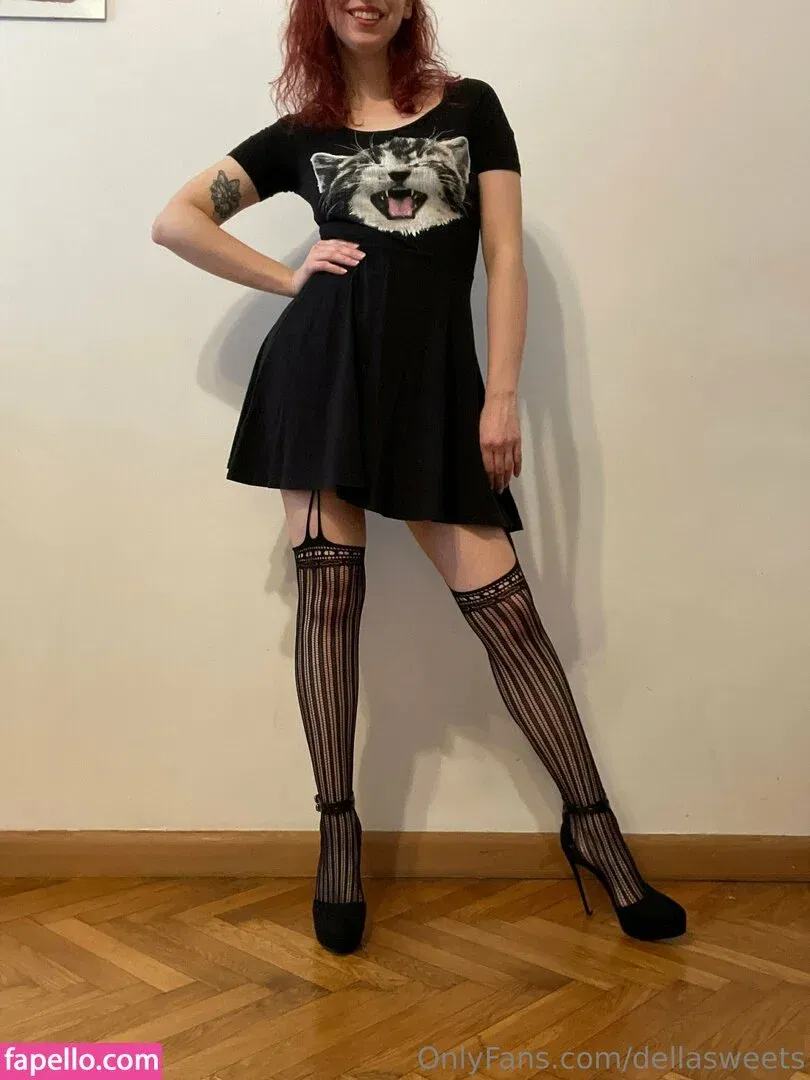 dellasweets Onlyfans Photo Gallery 