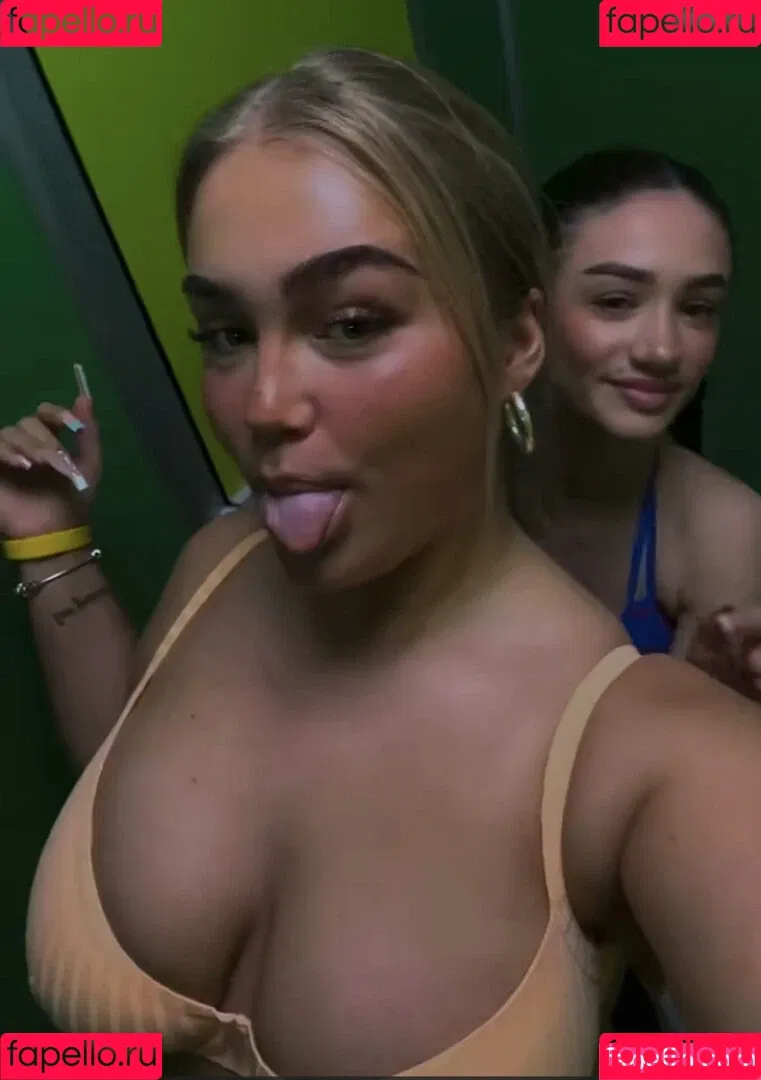 Lusandraa Onlyfans Photo Gallery 