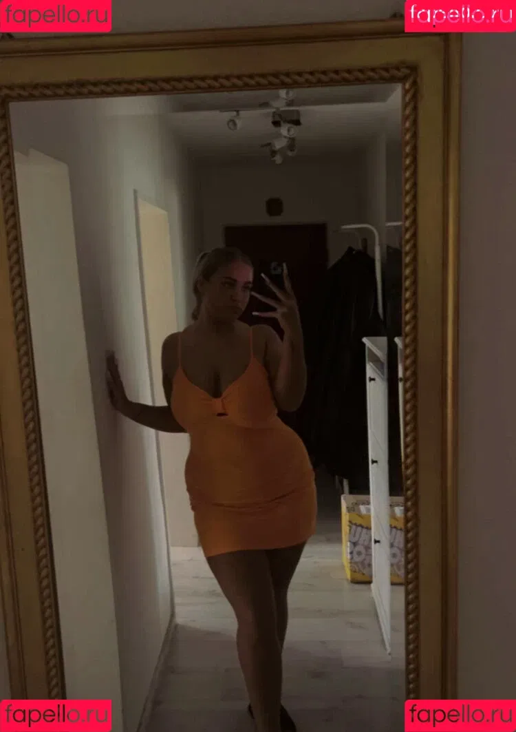 Lusandraa Onlyfans Photo Gallery 