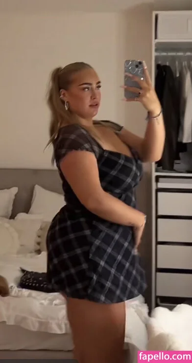 Lusandraa Nude Onlyfans Photo 38
