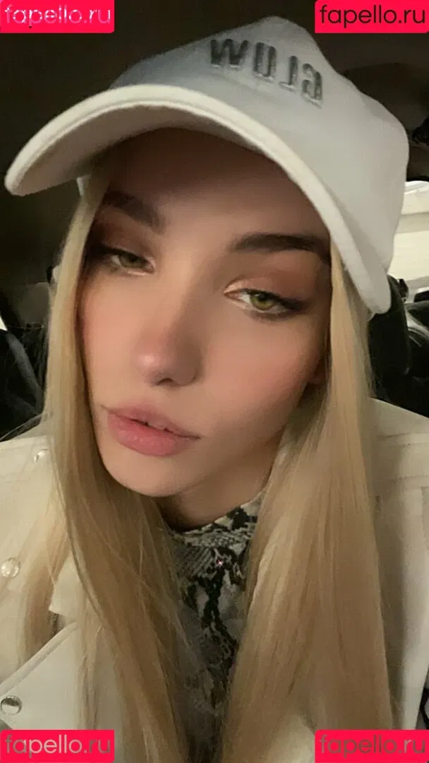 Izabellaaaaaa Onlyfans Photo Gallery 