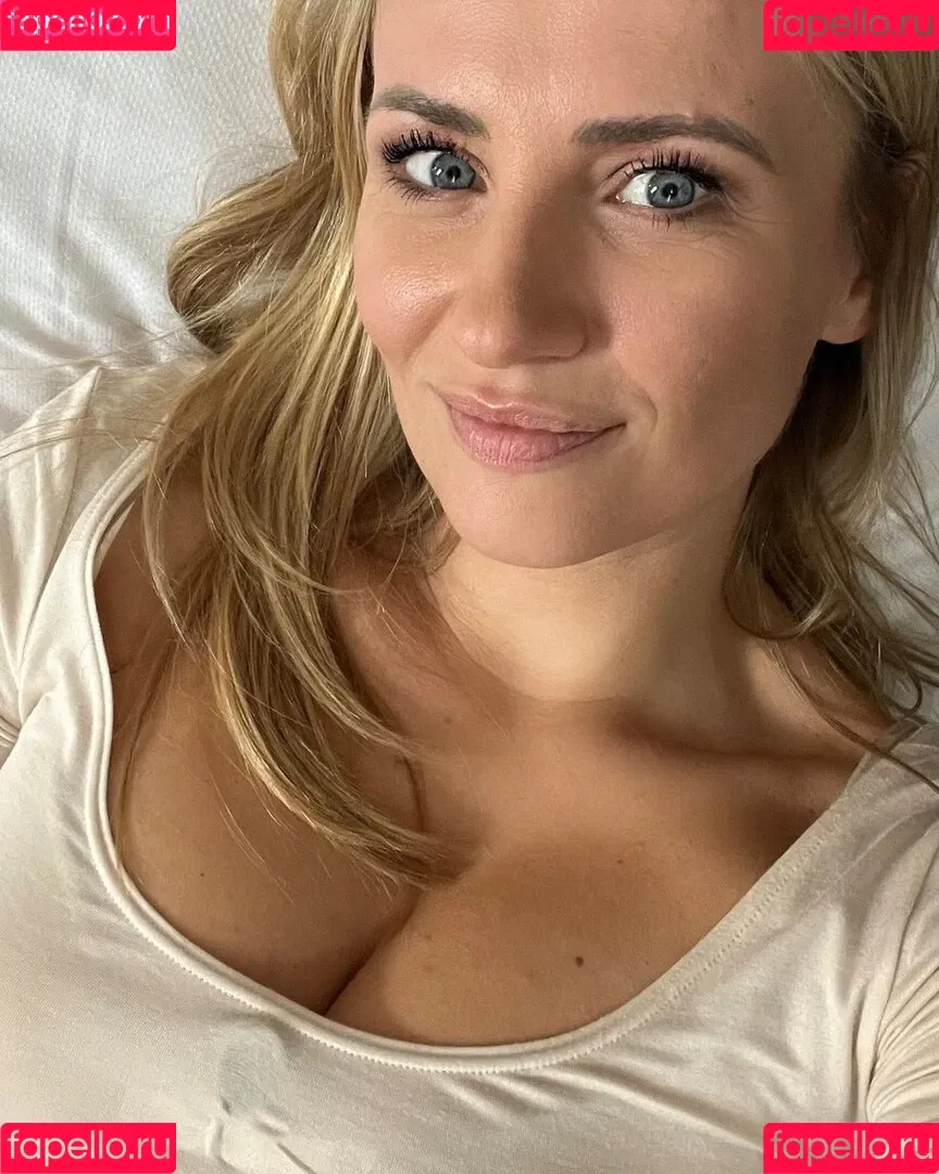Ania Niedick Onlyfans Photo Gallery 