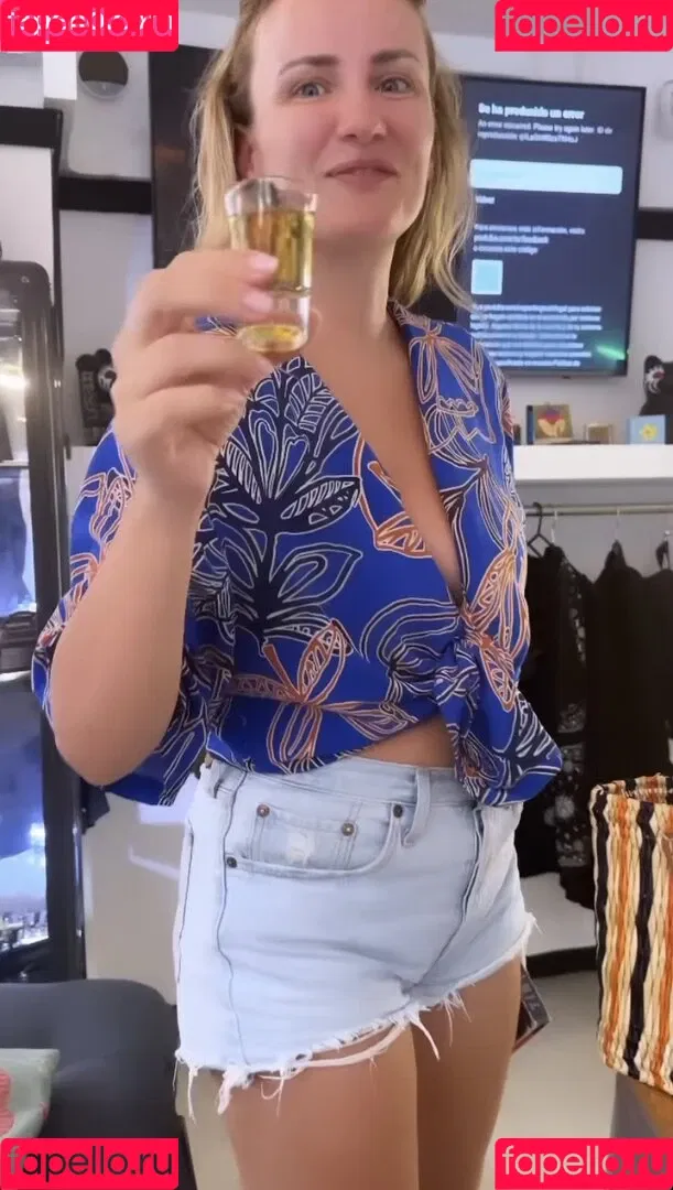 Ania Niedick Onlyfans Photo Gallery 
