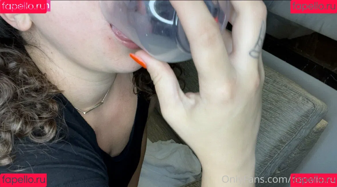bettyplug Onlyfans Photo Gallery 