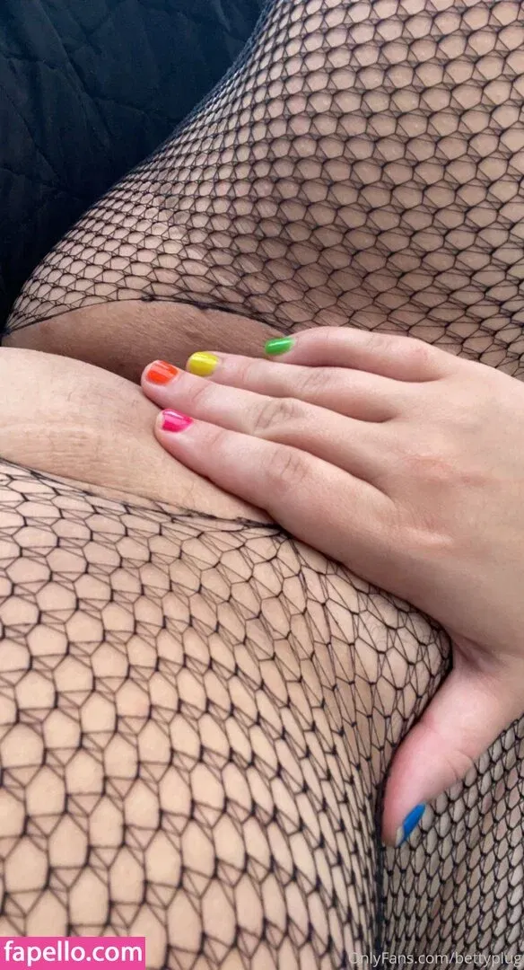 bettyplug Onlyfans Photo Gallery 