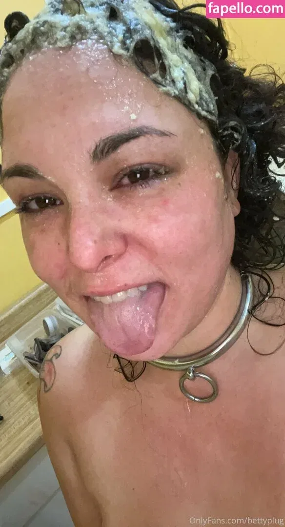 bettyplug Onlyfans Photo Gallery 