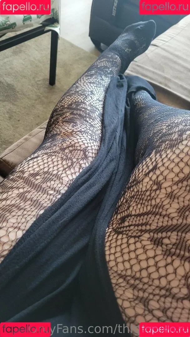 thigh_socks Onlyfans Photo Gallery 