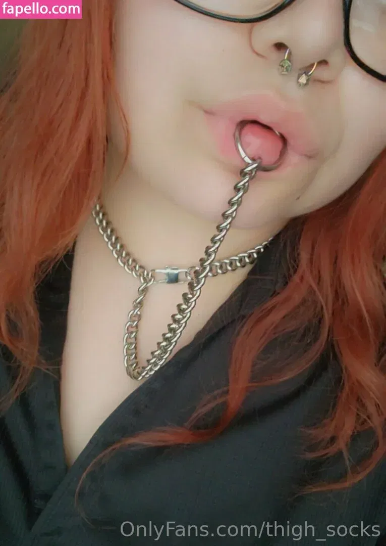 thigh_socks Onlyfans Photo Gallery 