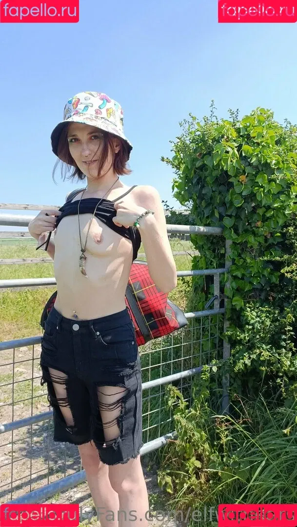 elfwithears Onlyfans Photo Gallery 