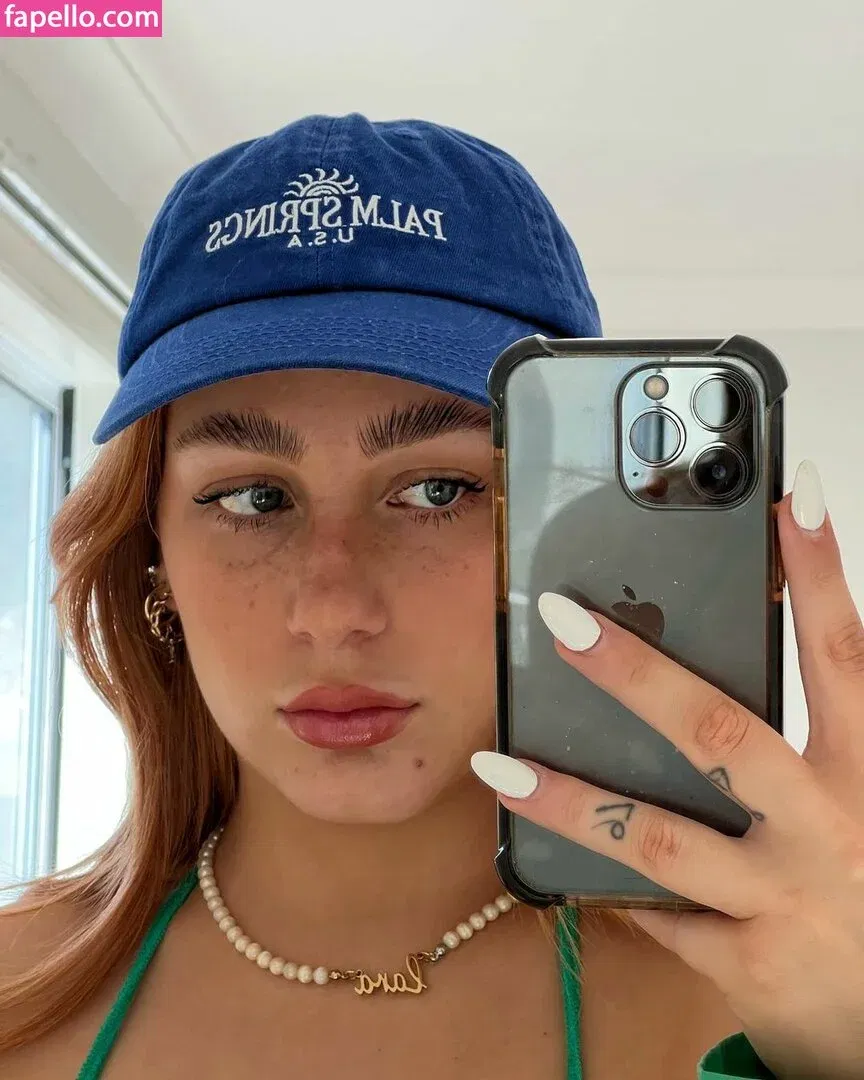 Lara Ledwidge Onlyfans Photo Gallery 