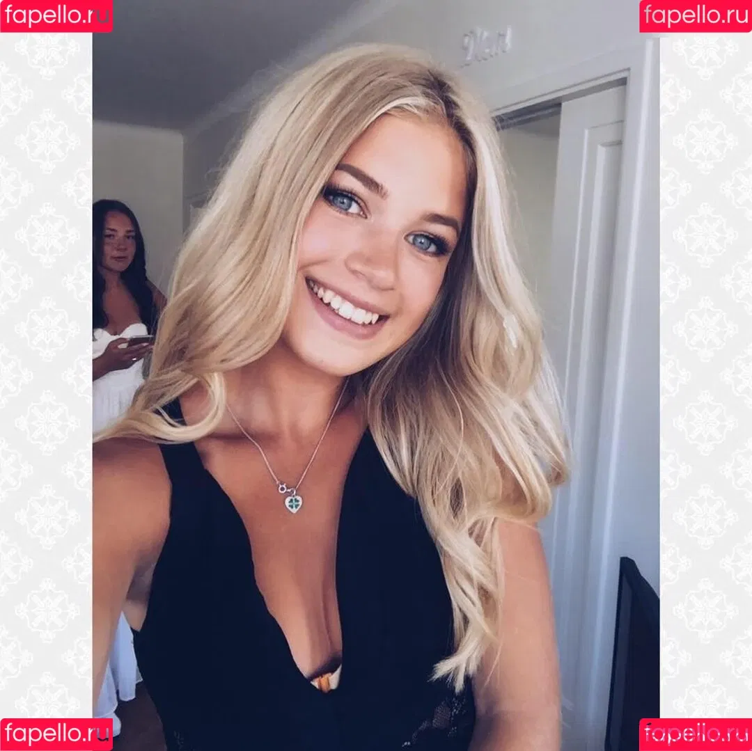 Julia Henriksson Onlyfans Photo Gallery 
