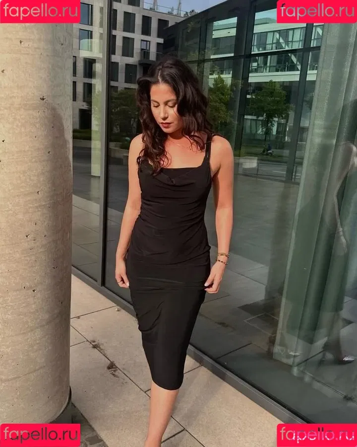 Valea Katharina Scalabrino Onlyfans Photo Gallery 
