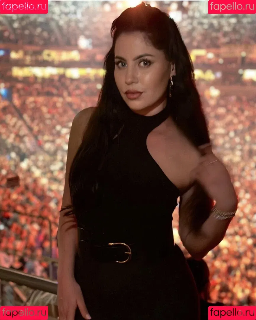 Valea Katharina Scalabrino Onlyfans Photo Gallery 