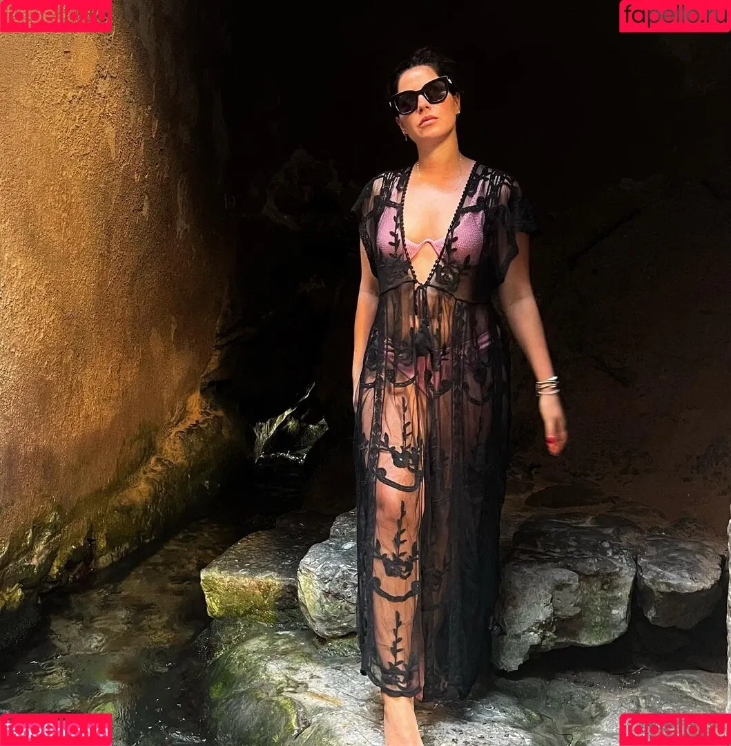 Valea Katharina Scalabrino Onlyfans Photo Gallery 