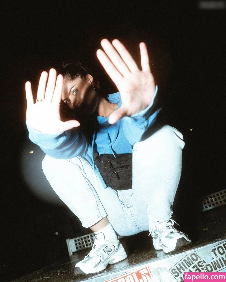 Valea Katharina Scalabrino Onlyfans Photo Gallery 