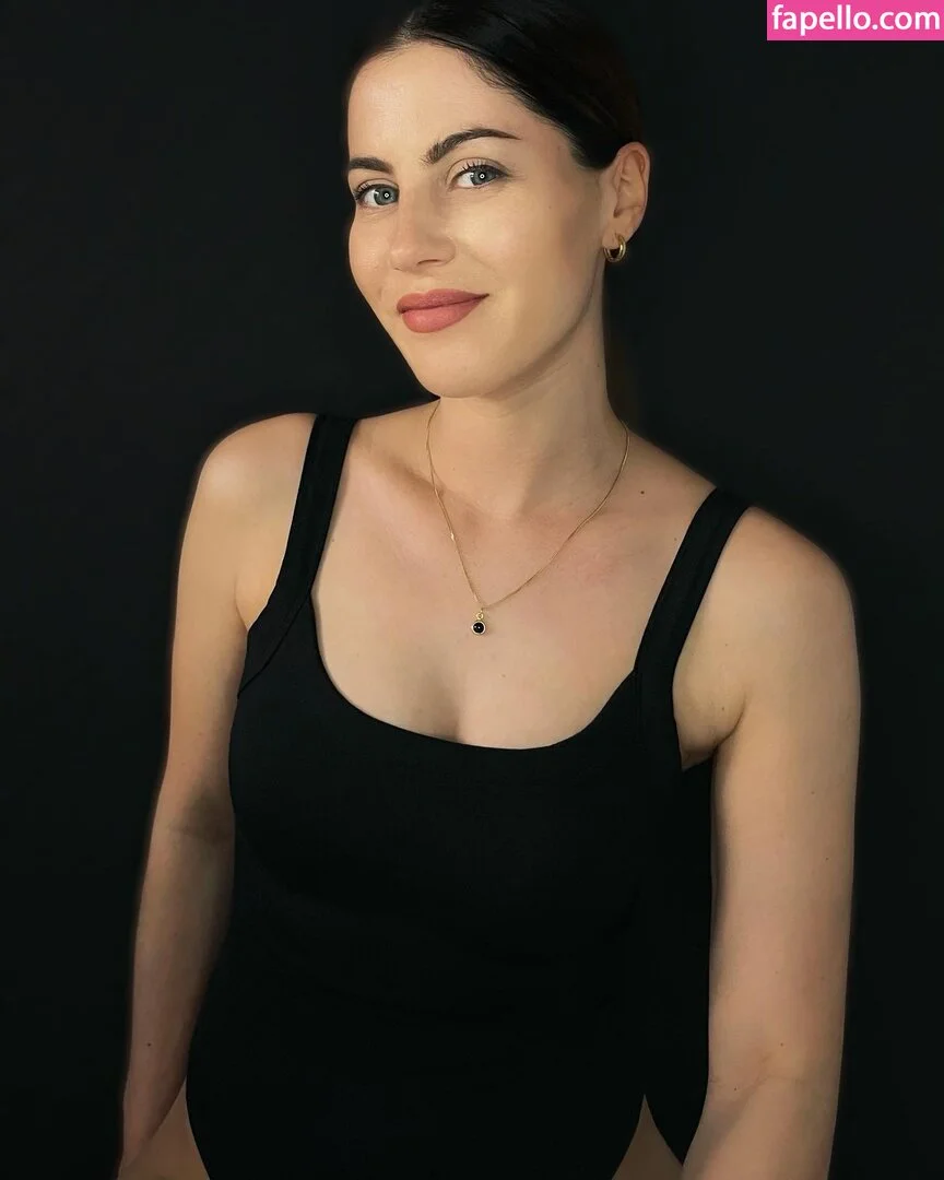 Valea Katharina Scalabrino Onlyfans Photo Gallery 