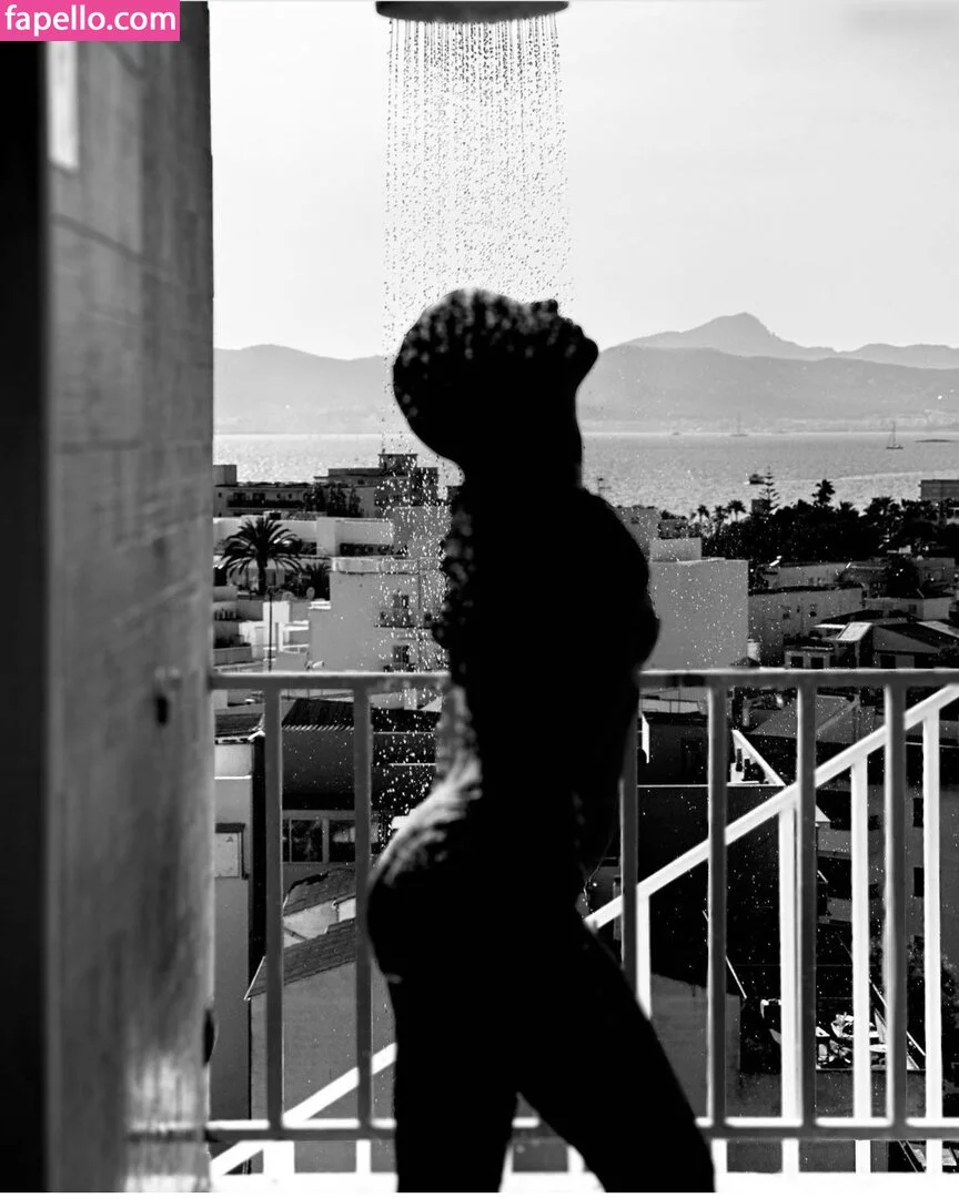 Valea Katharina Scalabrino Onlyfans Photo Gallery 