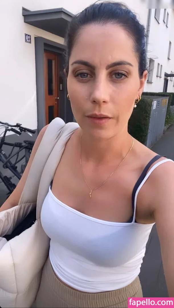 Valea Katharina Scalabrino Onlyfans Photo Gallery 