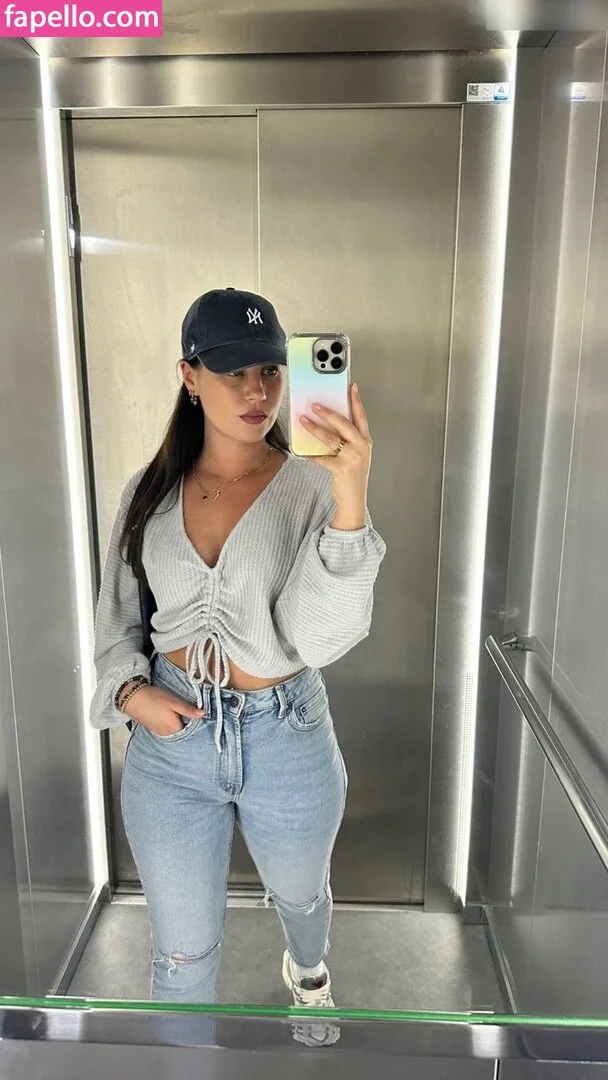 Valea Katharina Scalabrino Onlyfans Photo Gallery 