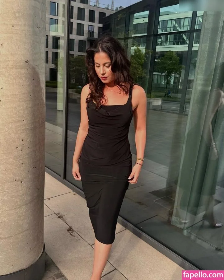 Valea Katharina Scalabrino Onlyfans Photo Gallery 