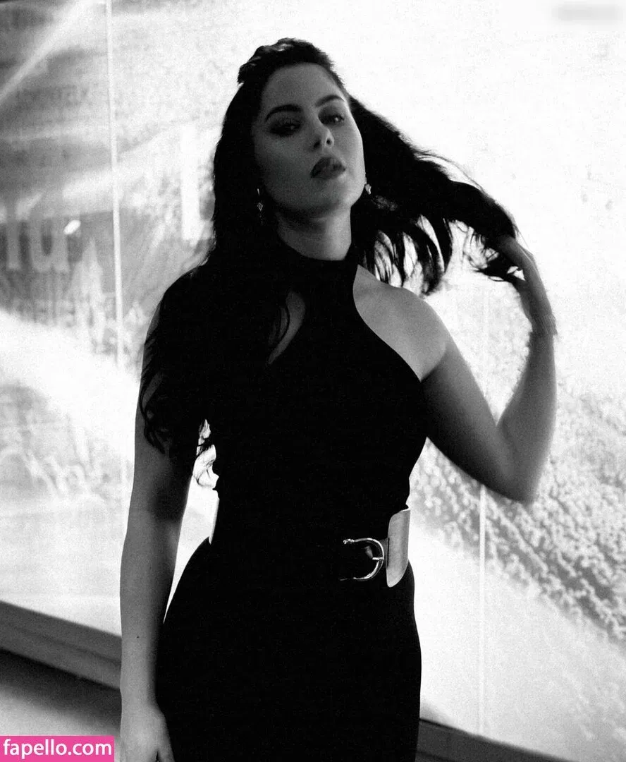 Valea Katharina Scalabrino Onlyfans Photo Gallery 