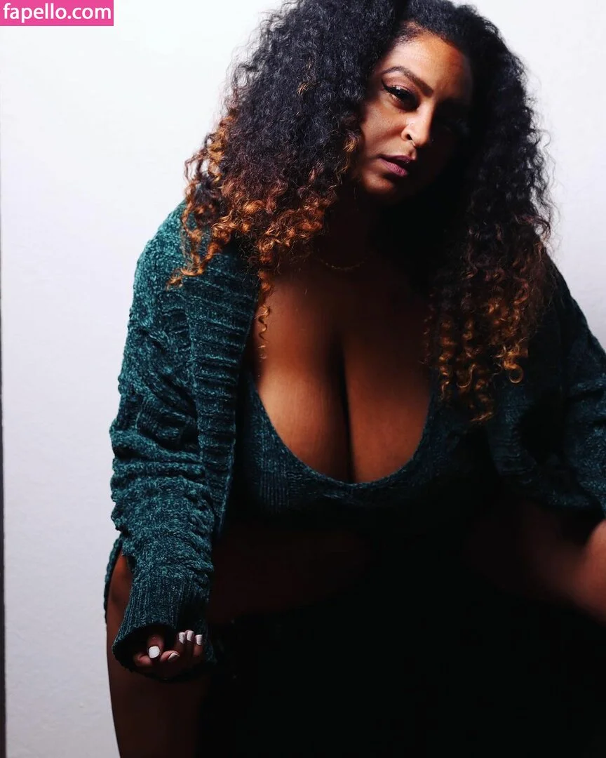 professor_gaia Onlyfans Photo Gallery 