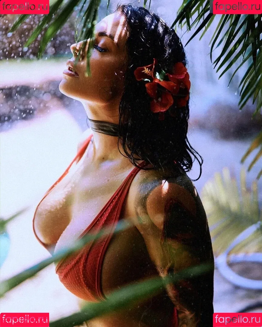 Celeste Bonin (Kaitlyn WWE) Onlyfans Photo Gallery 