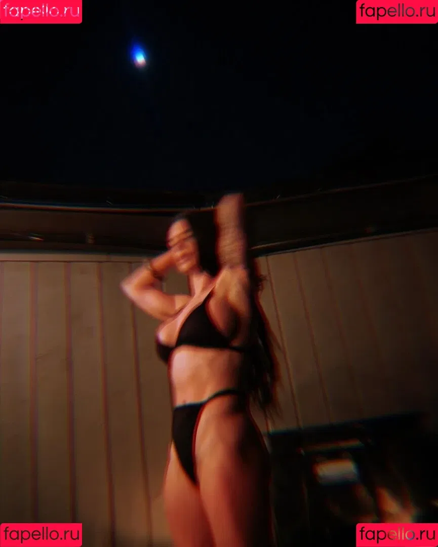 Celeste Bonin (Kaitlyn WWE) Onlyfans Photo Gallery 