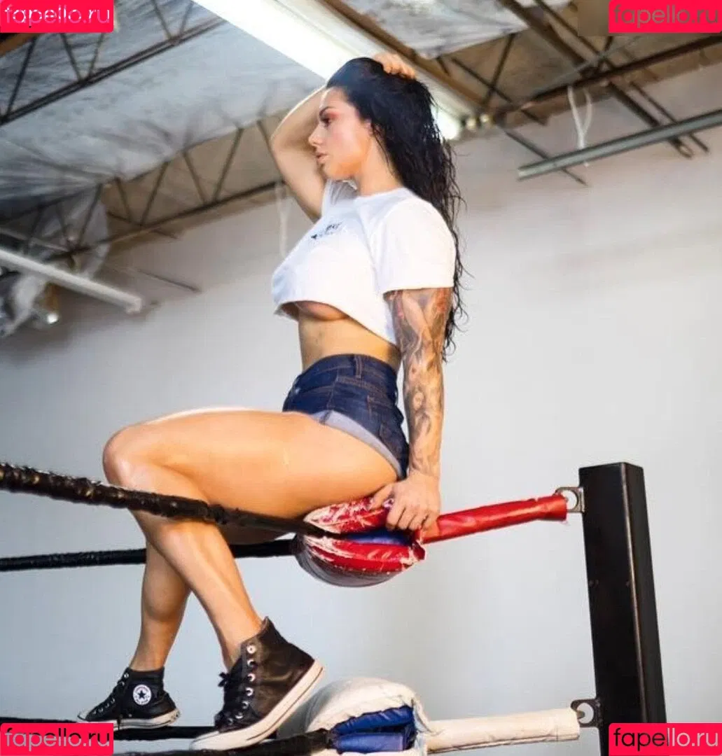 Celeste Bonin (Kaitlyn WWE) Onlyfans Photo Gallery 