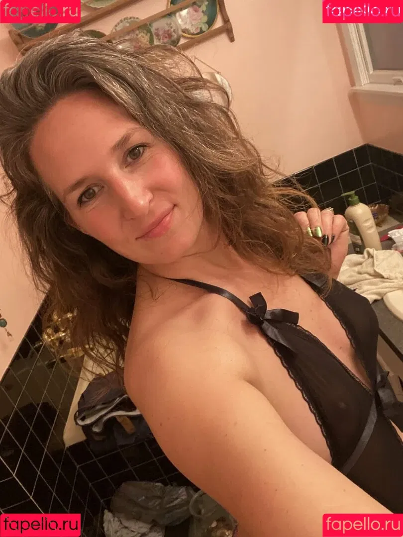 Laineymarie Onlyfans Photo Gallery 