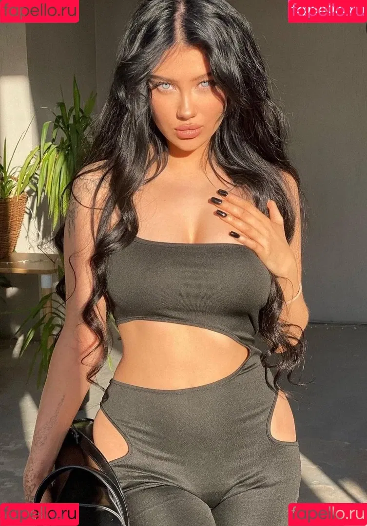 sofimoonlight Onlyfans Photo Gallery 
