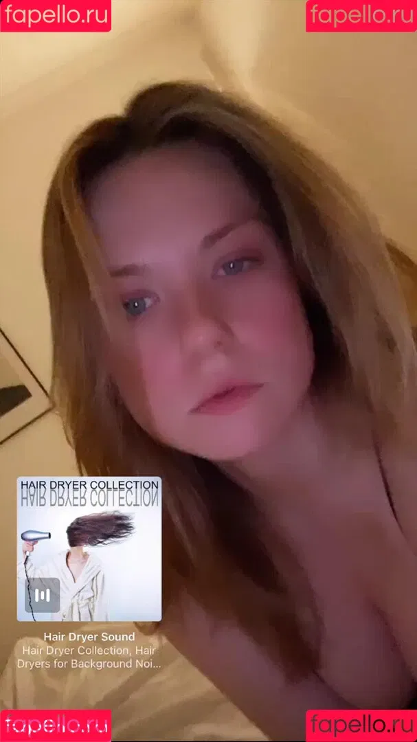 KellyMissesvlog Onlyfans Photo Gallery 