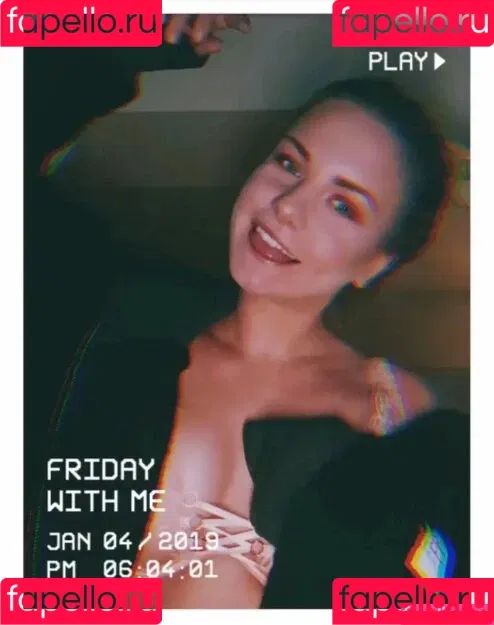 KellyMissesvlog Onlyfans Photo Gallery 