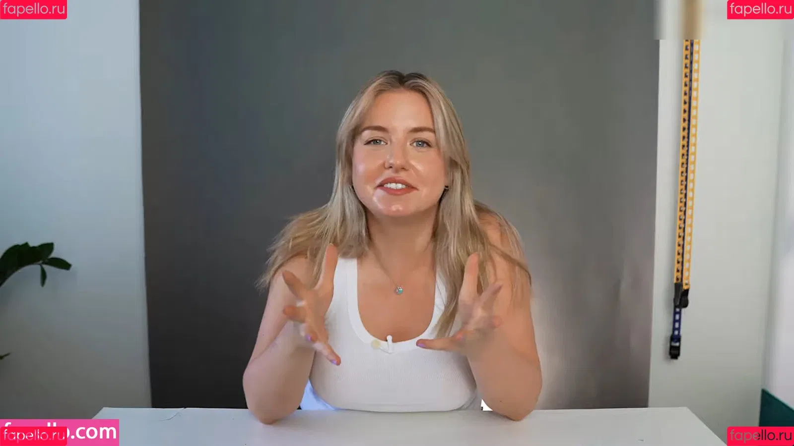 KellyMissesvlog Onlyfans Photo Gallery 