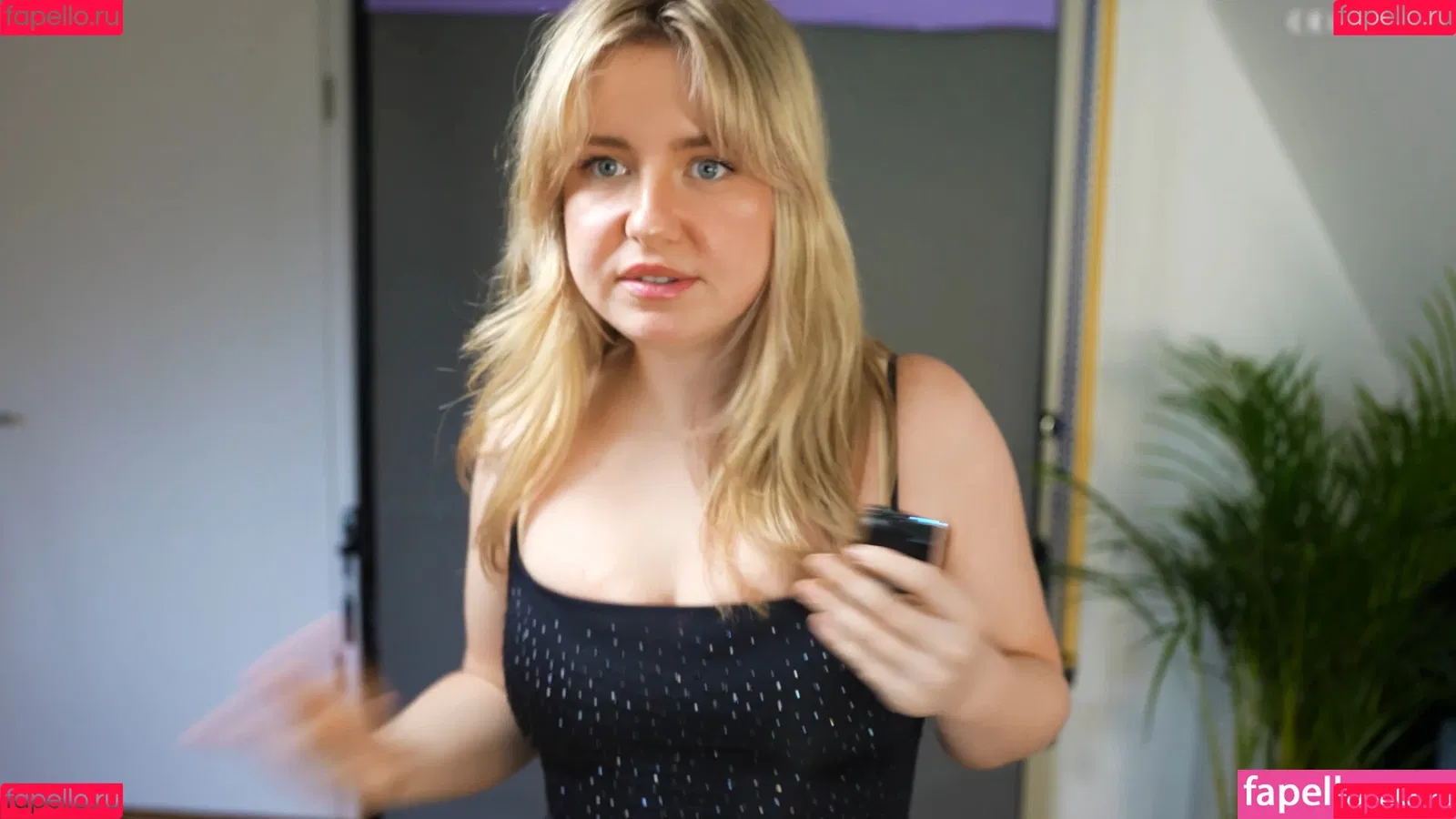 KellyMissesvlog Onlyfans Photo Gallery 