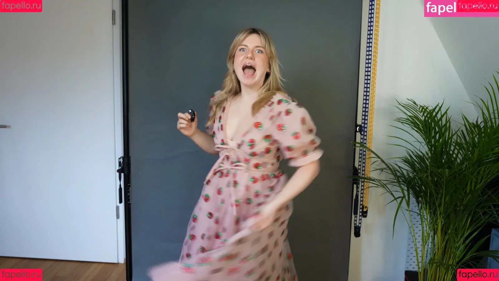 KellyMissesvlog Onlyfans Photo Gallery 