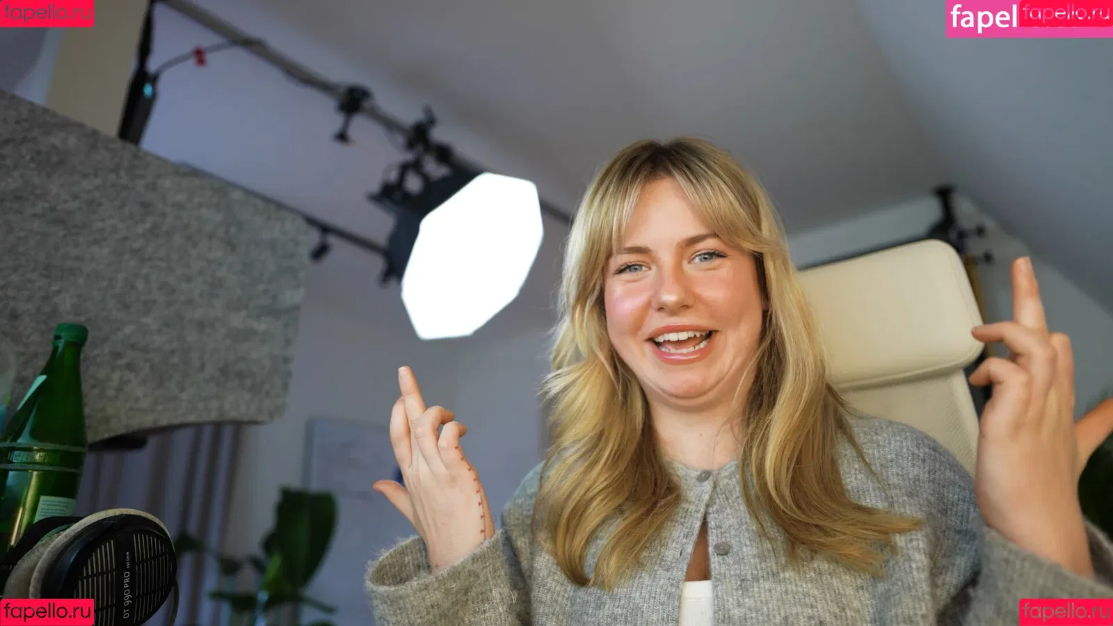 KellyMissesvlog Onlyfans Photo Gallery 