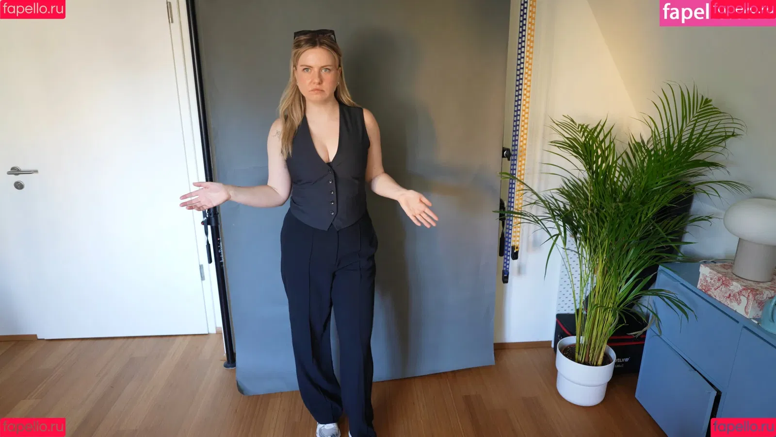 KellyMissesvlog Onlyfans Photo Gallery 