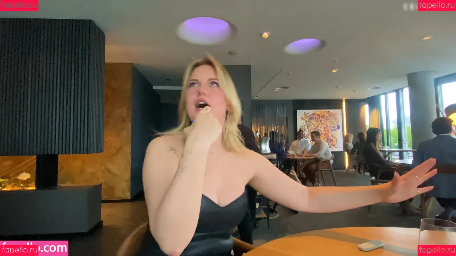 KellyMissesvlog Onlyfans Photo Gallery 