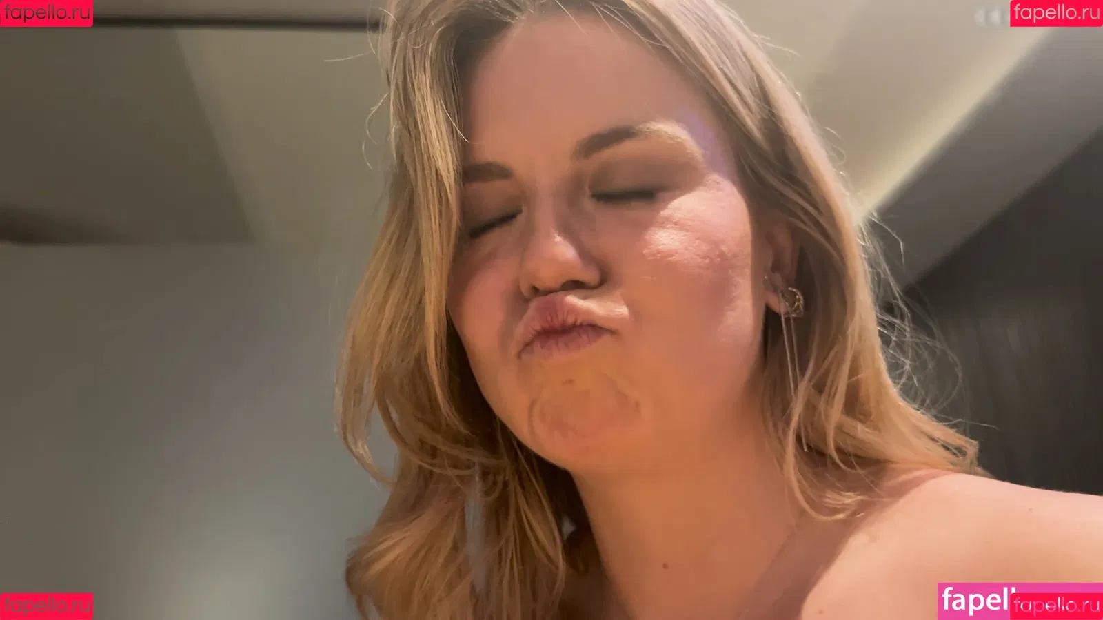 KellyMissesvlog Onlyfans Photo Gallery 