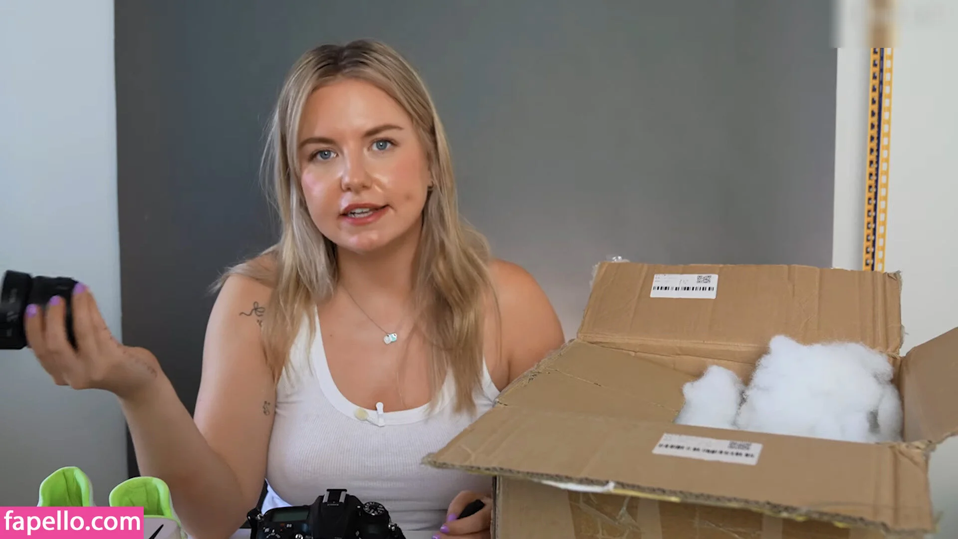 KellyMissesvlog Onlyfans Photo Gallery 