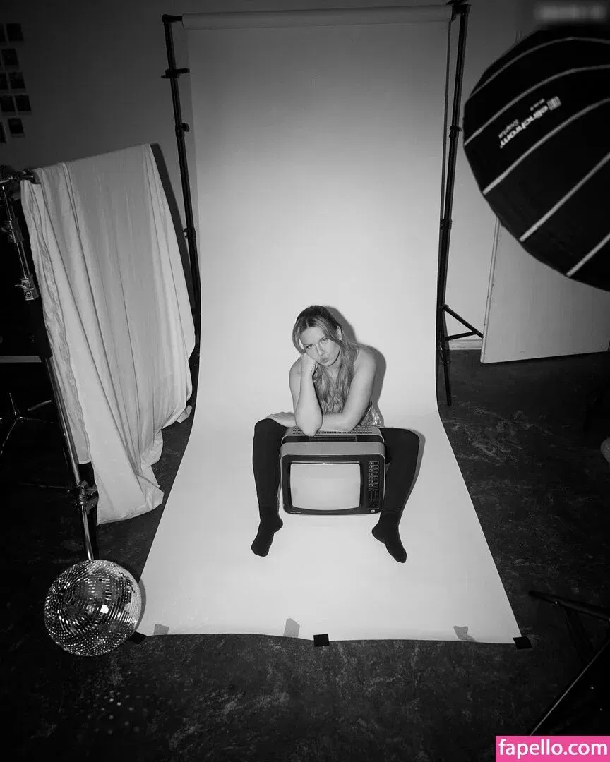 KellyMissesvlog Onlyfans Photo Gallery 