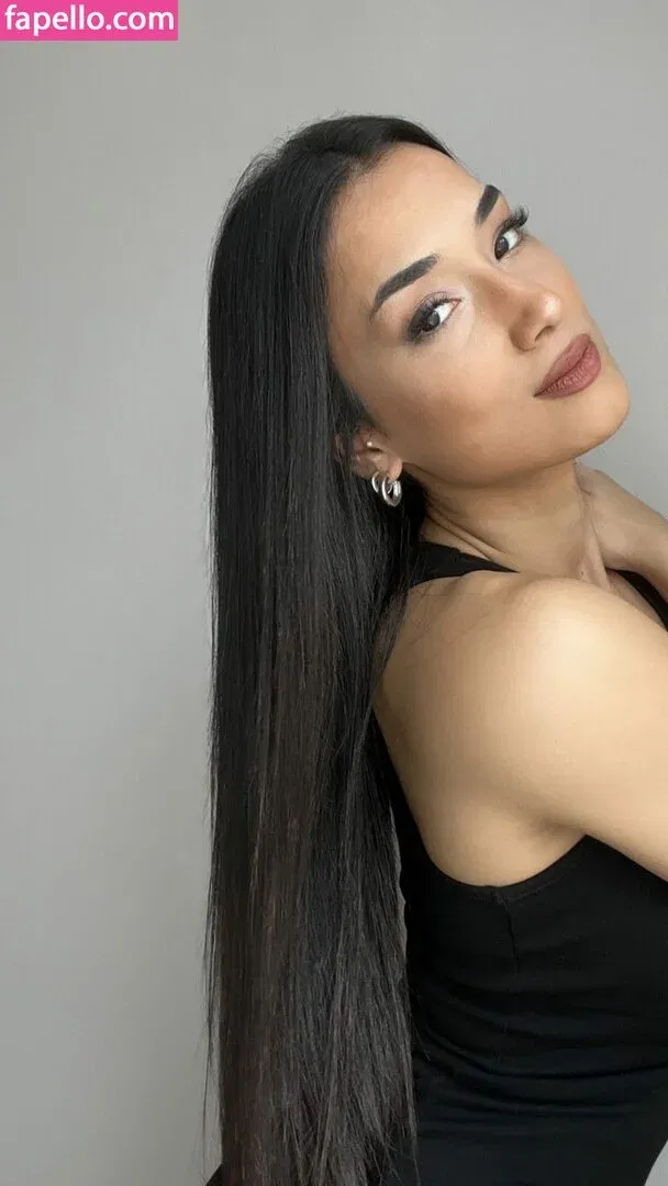 Hale Cabbar Onlyfans Photo Gallery 