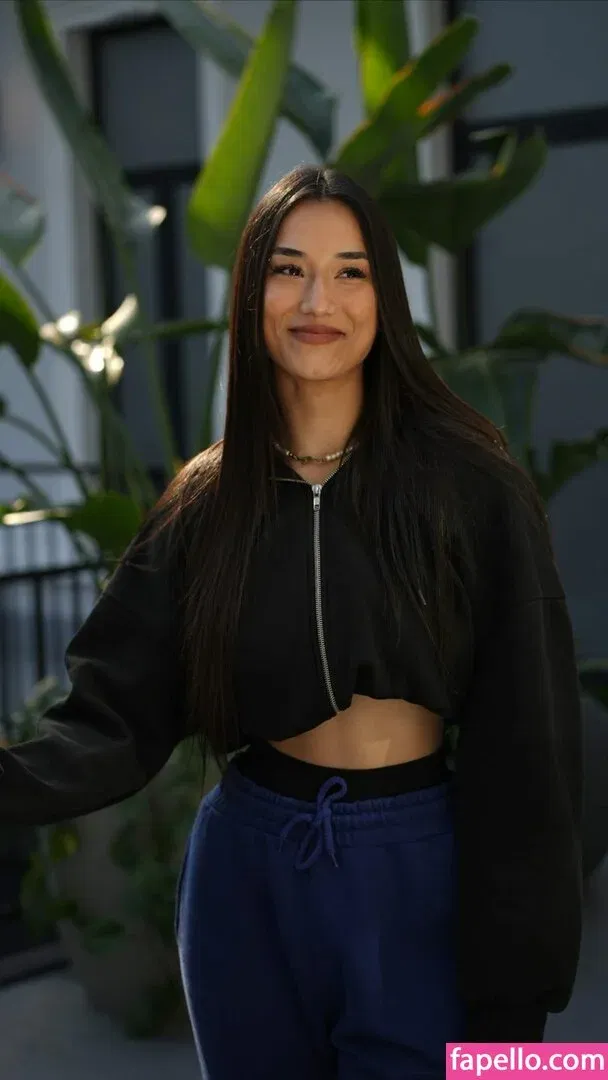 Hale Cabbar Onlyfans Photo Gallery 