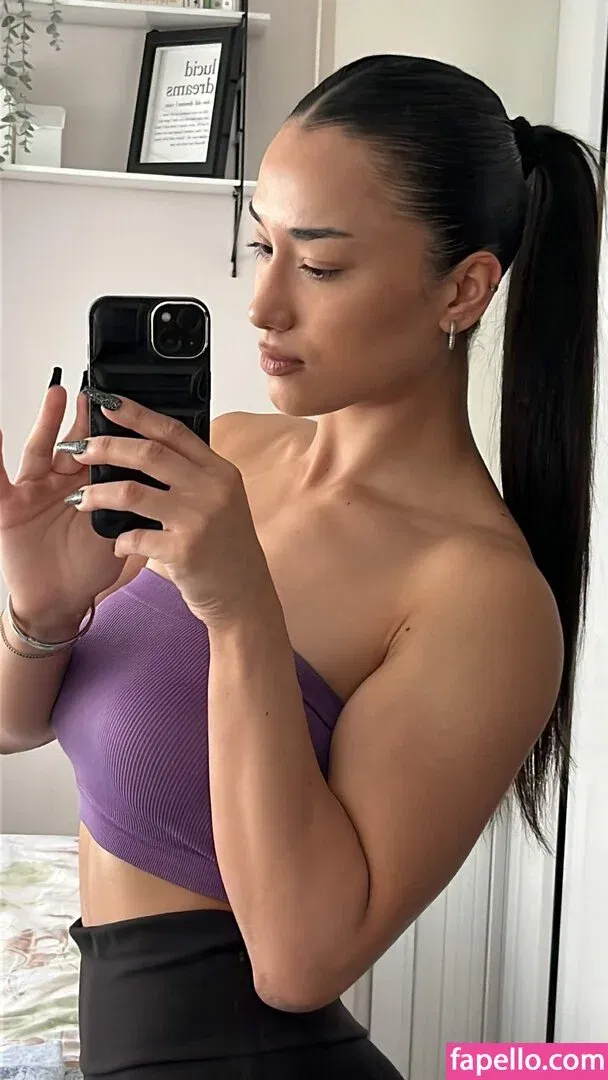 Hale Cabbar Onlyfans Photo Gallery 