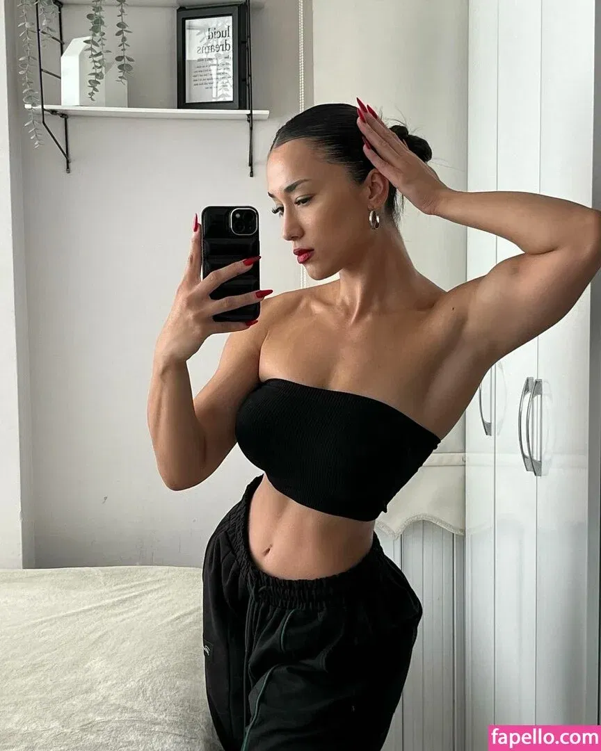 Hale Cabbar Onlyfans Photo Gallery 