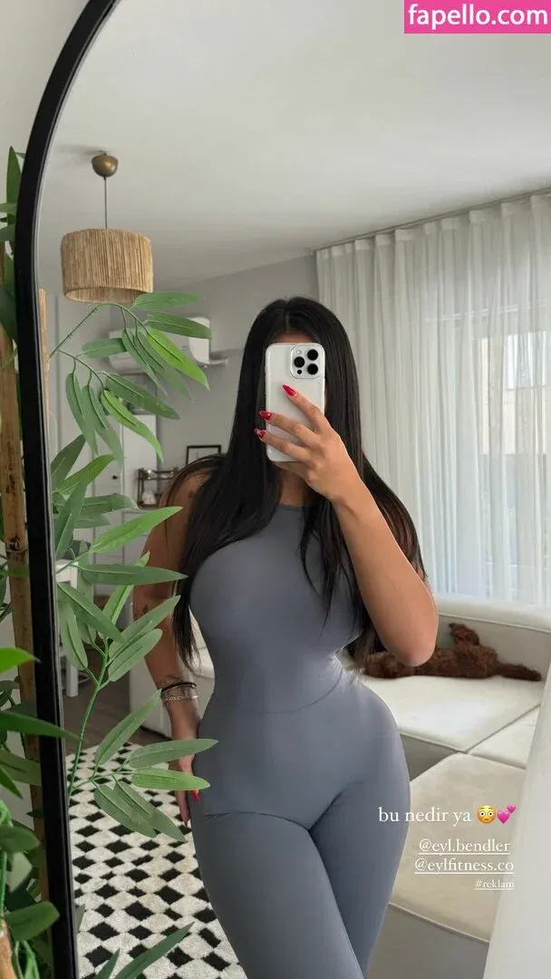 Hale Cabbar Onlyfans Photo Gallery 