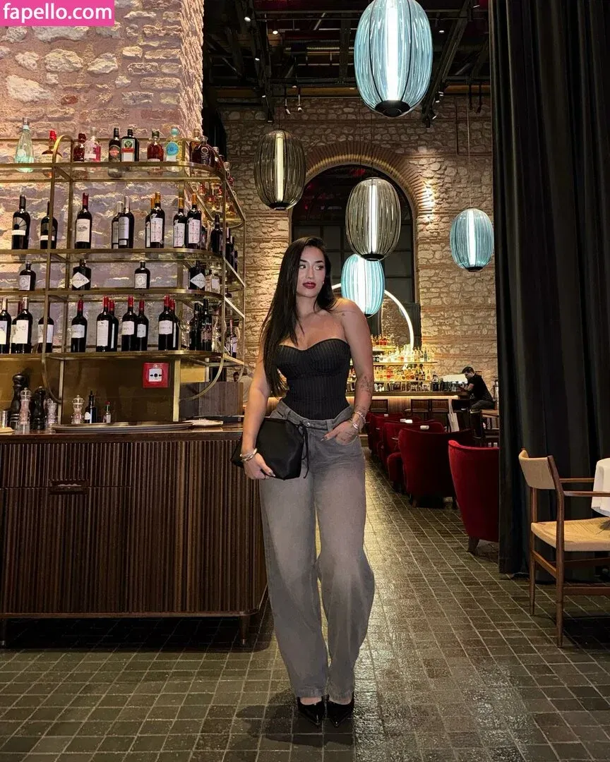 Hale Cabbar Onlyfans Photo Gallery 