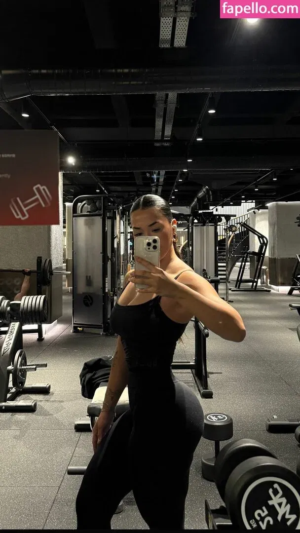 Hale Cabbar Onlyfans Photo Gallery 